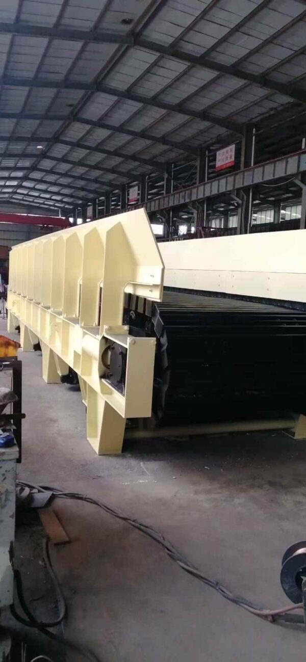 BW150-L Apron Feeder