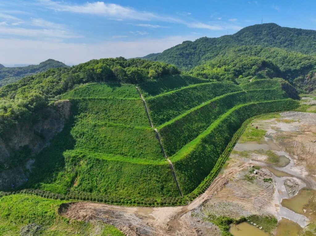 Smart Quarrying